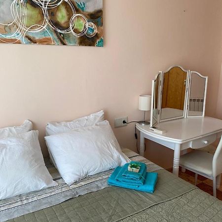 Comfortable Guest Room With Balcony Beniarjo Экстерьер фото